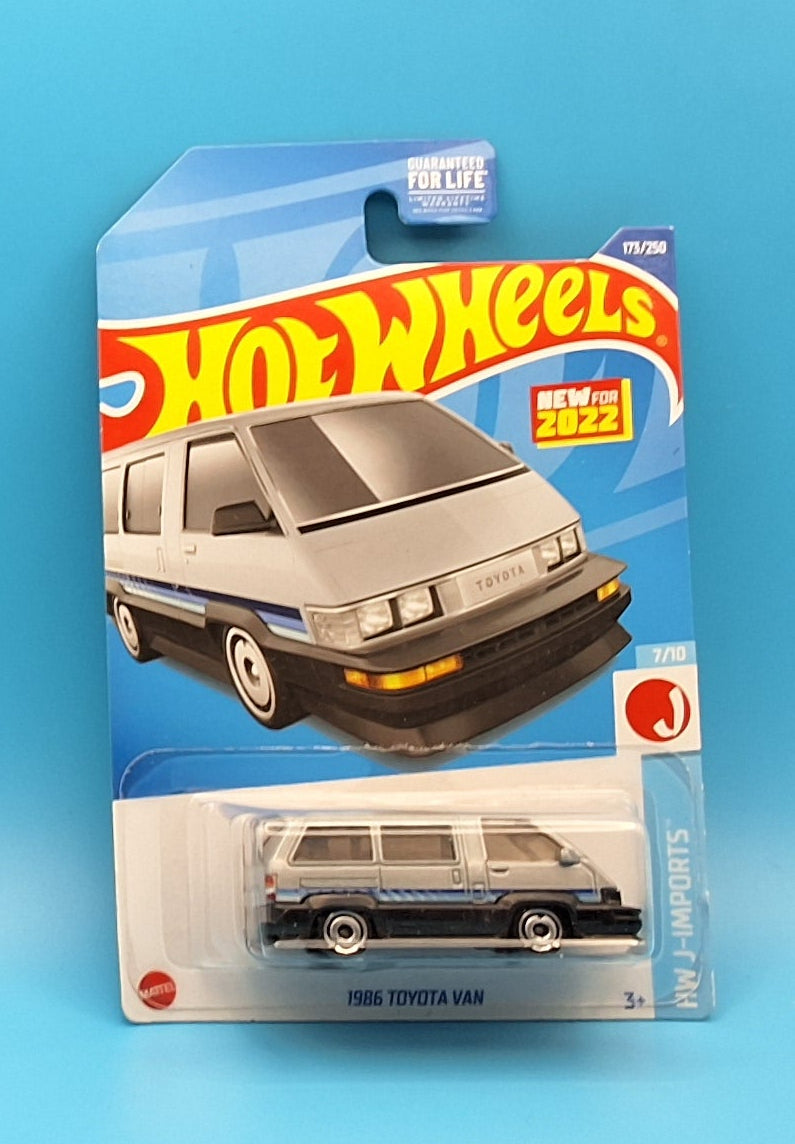 Hot Wheels 2022 " 1986 Toyota Van " HW  J-Imports  7/10 HCX37 173/250