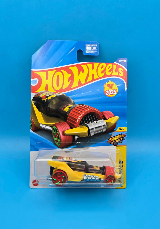 Hot Wheels 2025 " Hot Wheengs " Fast Foodie 5/5 JBC02