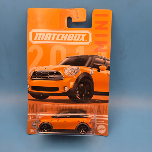 Matchbox 2011 " Mini Country Man " GGF12