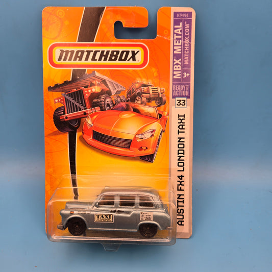 Matchbox " Austin FX4 London Taxi " Ready in Action 33 K9494