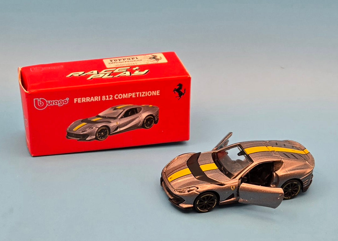 Bburago  "Ferrari 812 Competizone " 1:64 Race + Play