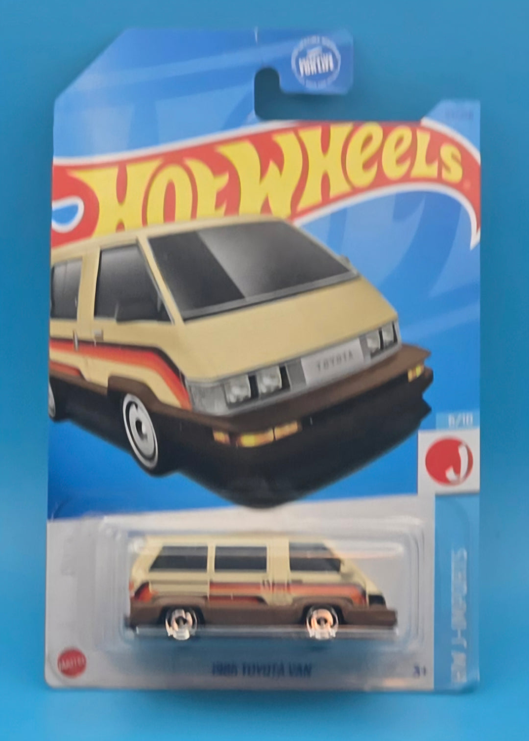 Hot Wheels " 1986 Toyota Van " HW J-Imports 6/10 HKJ15